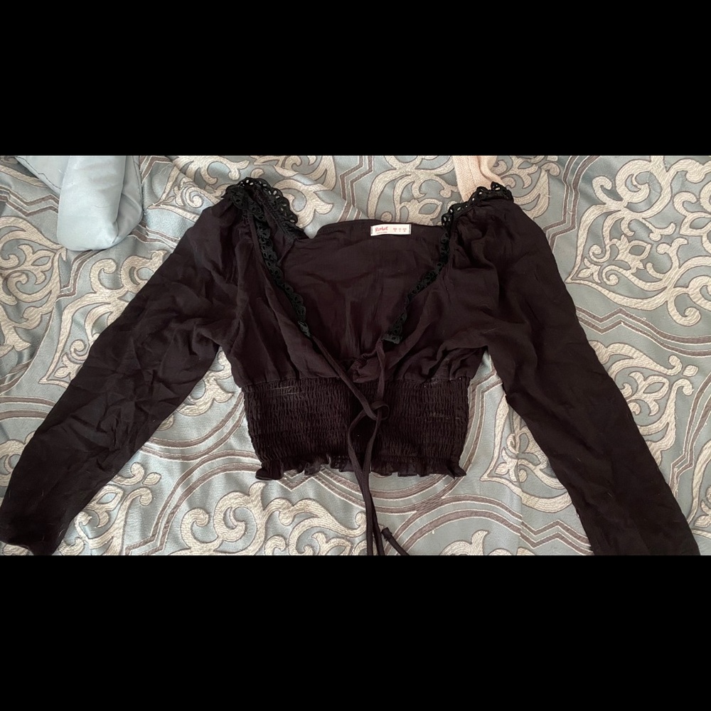black long sleeve crop top with ties